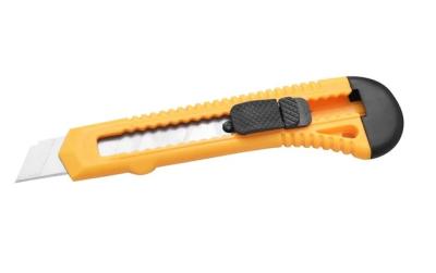 Нож строительный Kolner KUK 18-1 с выдвижными лезвиями, 18 мм